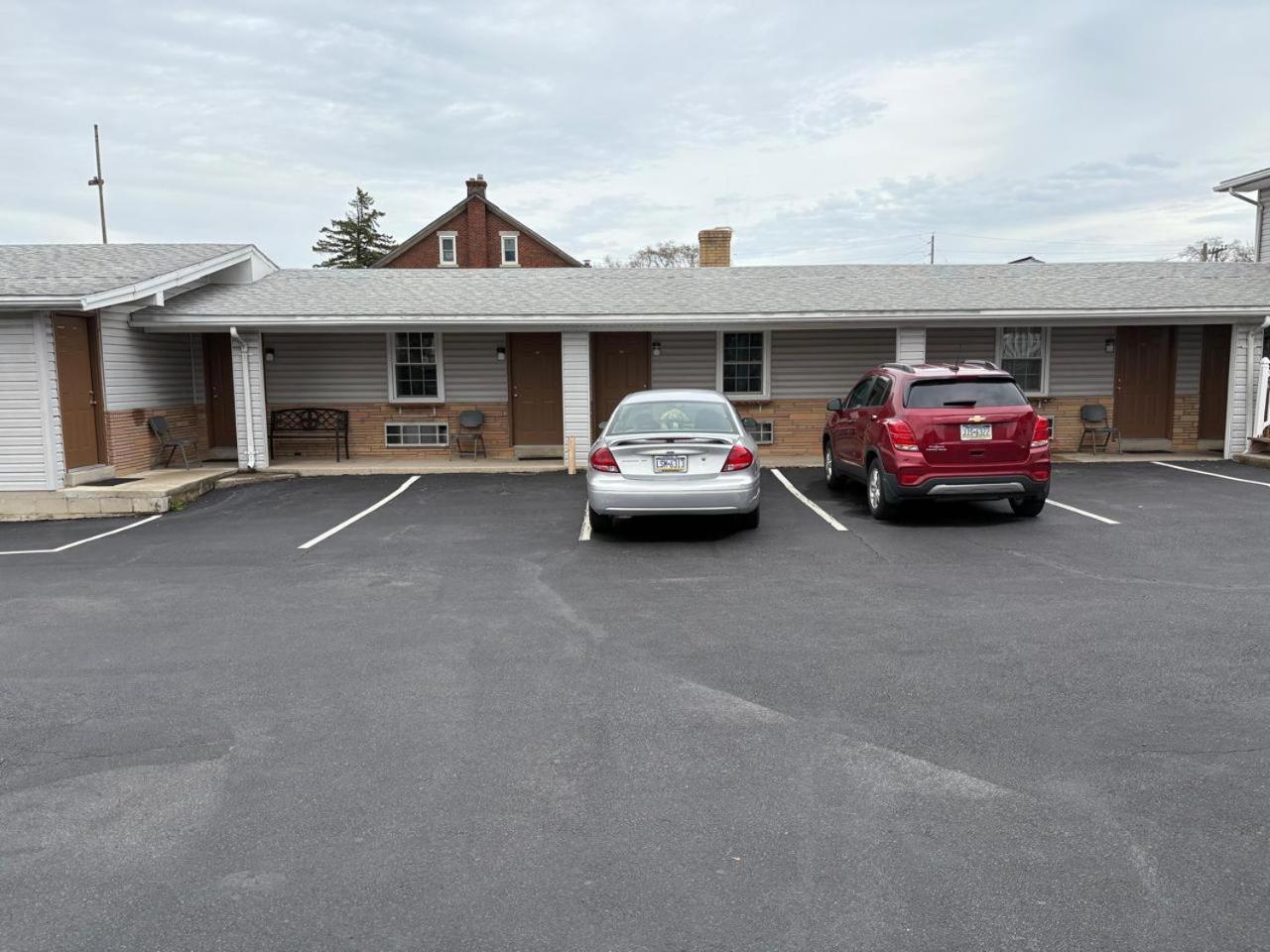 Dutch Motel By Oyo Near Hershey Park Palmyra Exterior photo